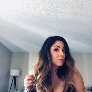 Meet your Posher, Naomi